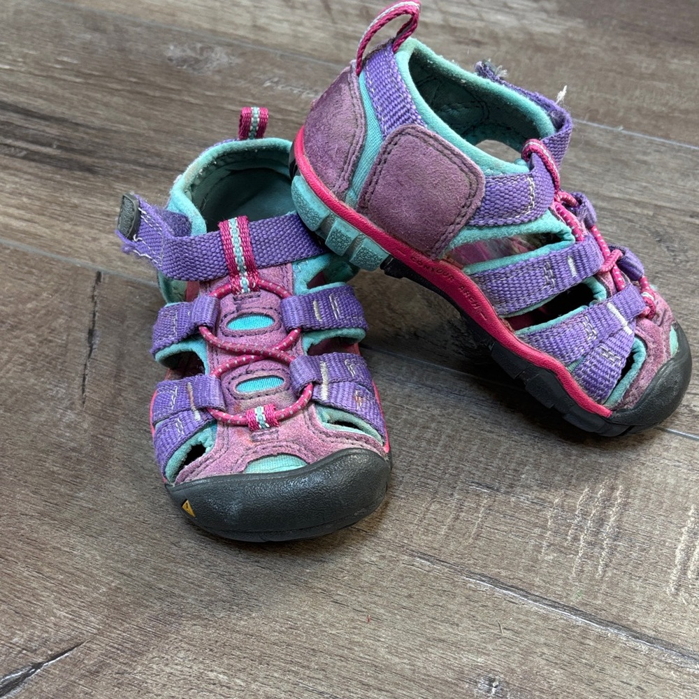 Keen Toddler Sandals in Purple and Teal